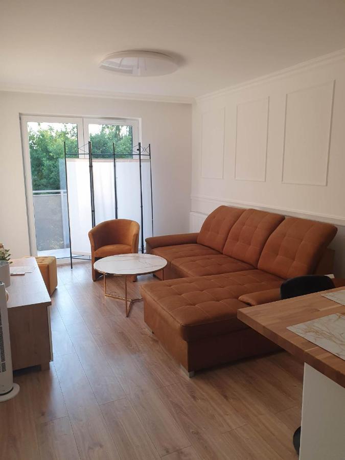 Apartament 3 Pokojowy Lub Pokoj W Mieszkaniu W Nowym Bloku Варшава Экстерьер фото
